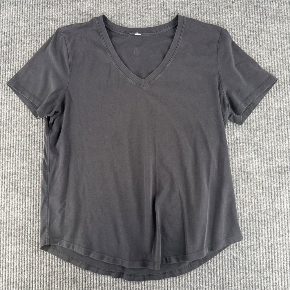 Lululemon Love Tee Women Size 10 Black Excellent V-Neck Short Sleeve Curved Hem